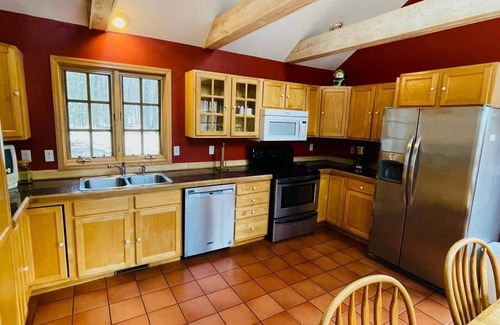 Bellaire House | 3bd 2bath House/w resort access, Schuss & Shantycreek Ski, snowboarding/mobiling