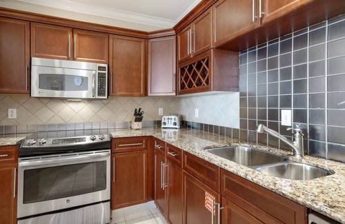 Destin Condo | 3bd, 3ba Renovated Emerald Grande Condo, 3 King Beds! Dedicated Internet!