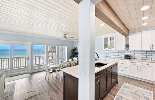 Seagrove Beach Condo | 3BD Beachfront Condo, Beach Service Included