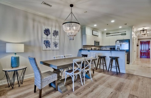 Seacrest Beach Condo | 3BD Condo in the Villages of South Walton