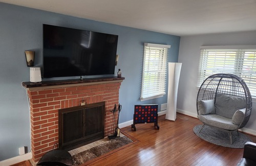 Washington House | 3bd Family-sized house, 5 minutes to National park, 12 minutes to the Capital.