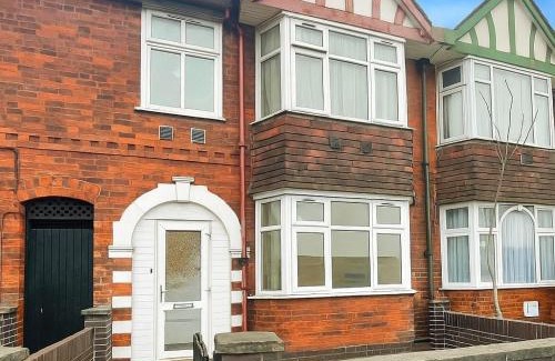 Oadby House | 3bd in leicester near M1 - city - contractors