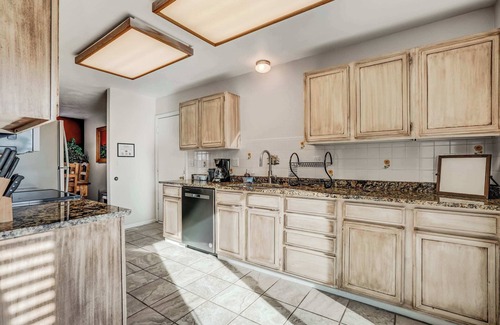 Colorado Springs House | 3BD Quiet Suburbs Restaurants & Parks