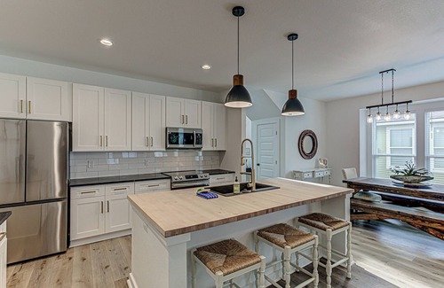 Cottonwood Shores House | 3BD Retreat for 6 Near Lake LBJ with Fire Pit & Patio