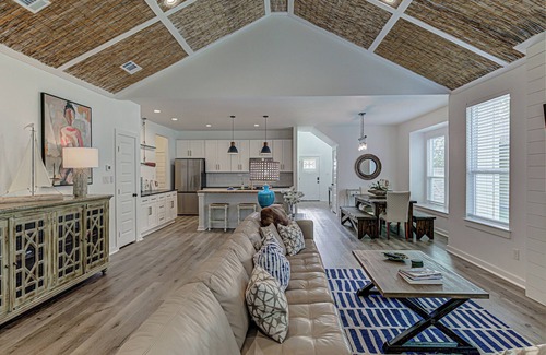 Cottonwood Shores House | 3BD Retreat for 6 Near Lake LBJ with Fire Pit & Patio