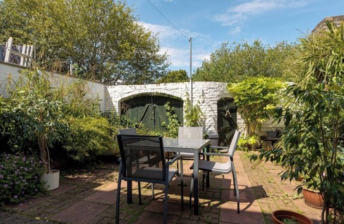 Beccles House | 3BD Victorian Townhouse Near Norfolk Broads 4A, 2C