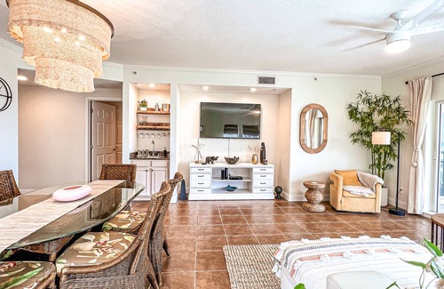 Horton Shores Condo | 3bed/3bath BOHO BEACH FRONT CONDO, PREMIUM LOCATION, walking distance to Flagler