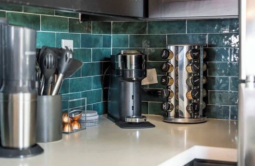 Normal Heights House | 3Bed, Hot Tub, Movie, Bikes, 2 Blocks to Adams Ave