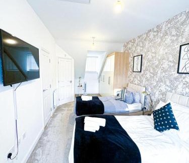 Bordesley House | 3Bed House For Contractors Large Group Sleep upto9