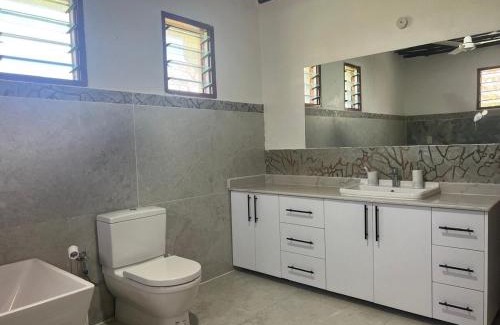 Funzi Island Villa | 3bed oceanfront with Ac &gazebo