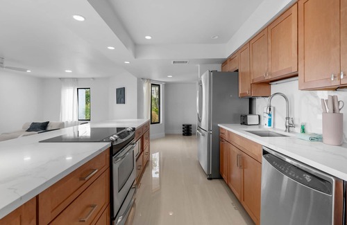 Siesta Key Condo | 3bed on Siesta w/direct beach access!