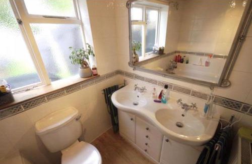 Waltham Cross House | 3bedroom beautiful cottage