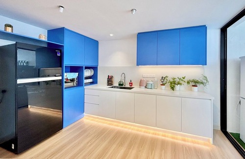 Bukit Bintang Condo | 3Bedroom w/Private Bathroom, Condo with A/C on top Fahrenheit88 Shopping Mall
