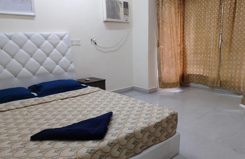 Santacruz Apartment | 3bhk Luxurious Apartment near BKC