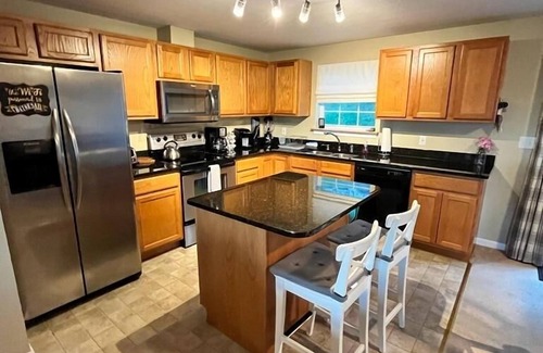Bethel Condo | 3BR/2.5BA Eden Ridge, Great Location for Bethel & Sunday River