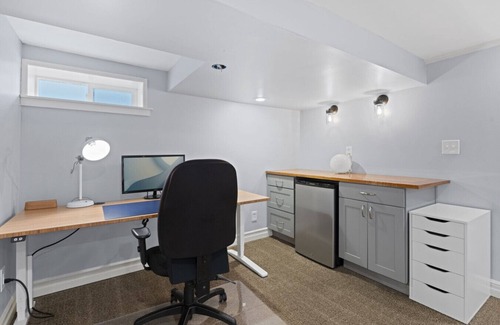 Loyal Heights House | 3BR 2BA Ballard Blue, Seattle