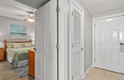 Panama City Beach Condo | 3BR 2BA Condo on the 19th Floor at the Boardwalk in PCB!!