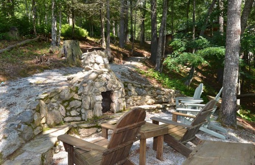 Sapphire House | 3BR/2BA Lake Front Home With Oversize Great Room And Covered Outdoor Porch