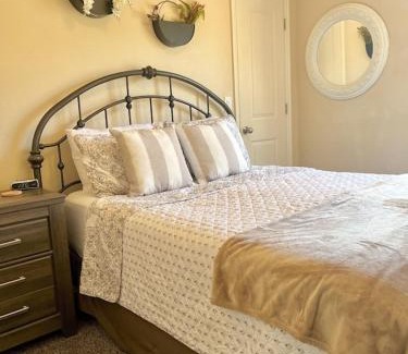 Kanab House | 3BR/2BA Townhome with Pool, Patio, WiFi, Washer/Dryer