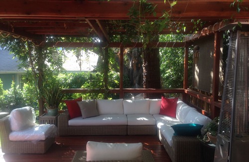 West Hollywood House | 3BR/2Bath Weho Craftsman -Fantastic Backyard- dog paradise includes guest house
