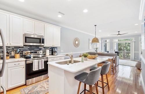Folly Beach Condo | 3br/3ba Marshview Townhouse w/shared Pool & Dock