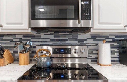 Folly Beach Condo | 3br/3ba Marshview Townhouse w/shared Pool & Dock