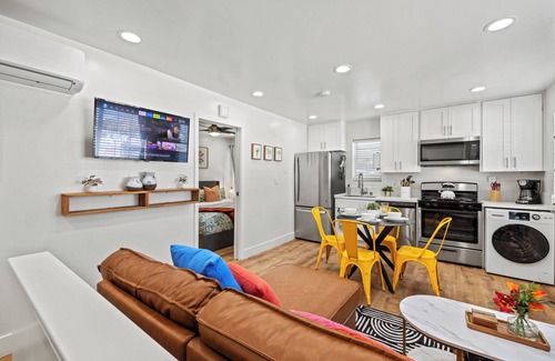 San Diego Condo | 3BR/3BA Mission Beach Escape with Ocean Views!