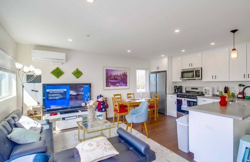National City House | 3BR - 3Bth near San Diego Gaslamp Beach