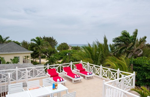 Silver Sands Villa | 3BR Beachfront Villa w/Staff-DV