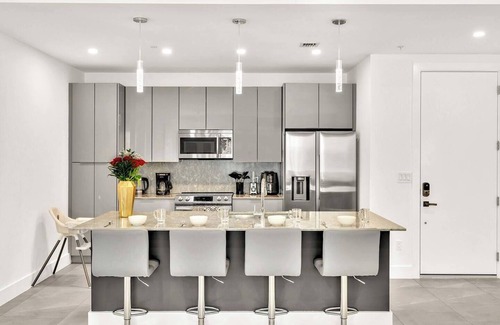 Harbordale Apartment | 3BR Condo in Fort Lauderdale with Rooftop Oasis