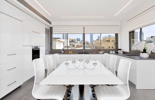 Kerem HaTeimanim Apartment | 3BR Duplex at Haari by HolyGuest