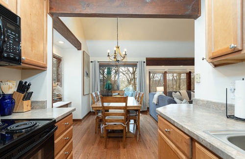 The Galena Territory House | 3BR Ensuites | Access to Pool, Pickleball, Lake & more | Walk to Golf & Spa
