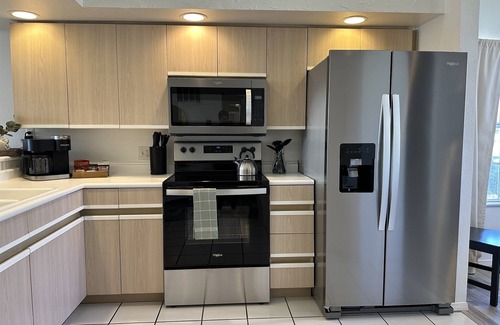 Table Rock Condo | 3BR Family Condo - Branson Penthouse with Pools!