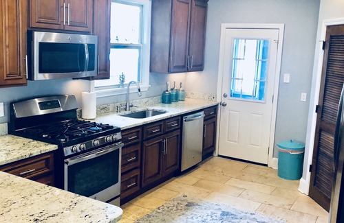 Biloxi Cottage | 3BR home, 2blks to Beach, Keesler, 30 day rental with utilities