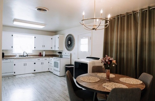 Amarillo House | 3BR| I-40,near DT, 21 min Palo Duro