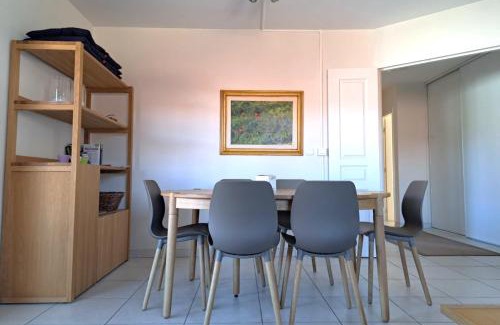 Riou - Petit Juas - Av de Grasse Apartment | 3BR in Cannes with Swimming Pool Terraces Parking & AC - BENAKEY