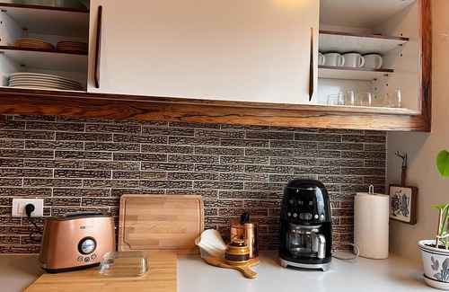 Keflavik House | 3BR Keflavík Home – Sleeps 6 – 8 Min to KEF Airport