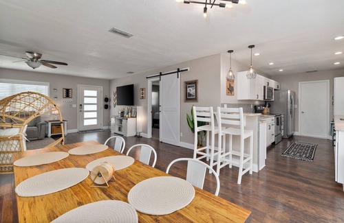 New Smyrna Beach House | 3BR l Pool | Family & Corporate Travel | Sleeps 8 PETS OK!