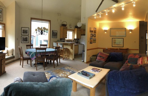 Telluride Condo | 3BR Light & Airy Condo Across from Ski Lift in Charming Historic Telluride