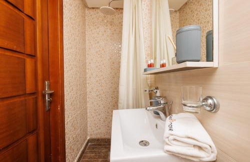 Diour Jamaa Apartment | 3BR Modern Stay in Heart of Rabat