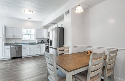 North Camellia Acres House | 3BR Norfolk Stay Convenient to Bases & ODU