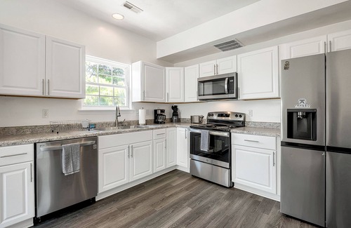 North Camellia Acres House | 3BR Norfolk Stay Convenient to Bases & ODU