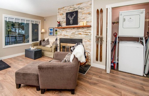 East Kootenay Apartment | 3BR Oasis|Private Hot Tub|Walk to Ski Hill