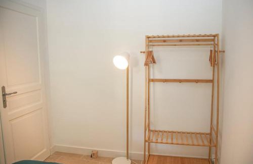 Antibes City Centre Apartment | 3BR on the Remparts of Antibes - Sea & Mountain View