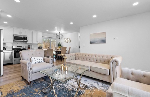 East San Jose House | 3BR Pearl Haven Retreat in San Jose - Ideal for Families & Corporate Stay #42069