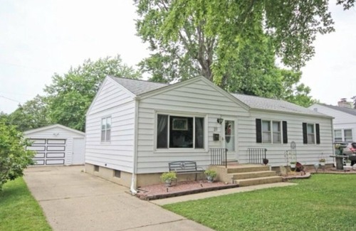 Springfield House | 3BR Perfect for work stay