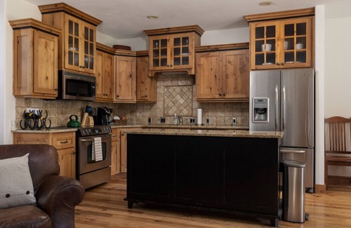 Driggs House | 3BR Pet Friendly - Ski Hill Rd