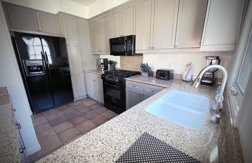 La Quinta Condo | 3BR Pool adjacent. Mountain view. Flexcation friendly. Elevated. #259882