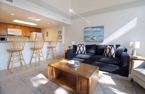 Ocean Ridge Condo | 3BR Serene townhome near the beach and golf