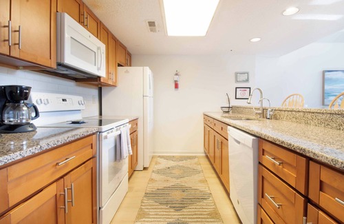 Ocean Ridge Condo | 3BR Serene townhome near the beach and golf